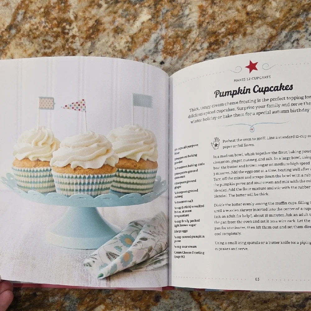 Williams Sonoma American Girl Baking Book - Pink Cover
